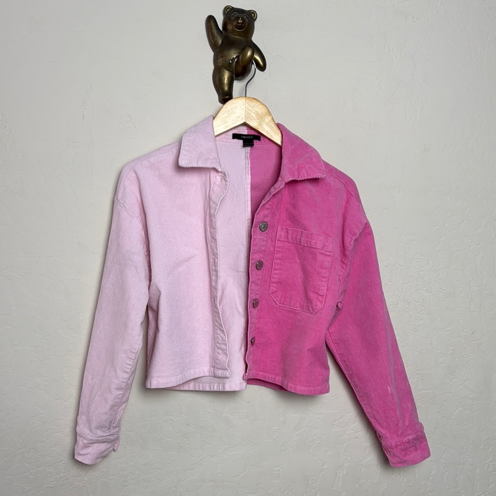 Forever 21 corduroy two tone pink jacket women’s S